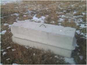 RealRancher Jim Hellyer uses rancher ingenuity and humor to build a portable fence corner on his cattle ranch and hay operation near Lander, Wyoming.