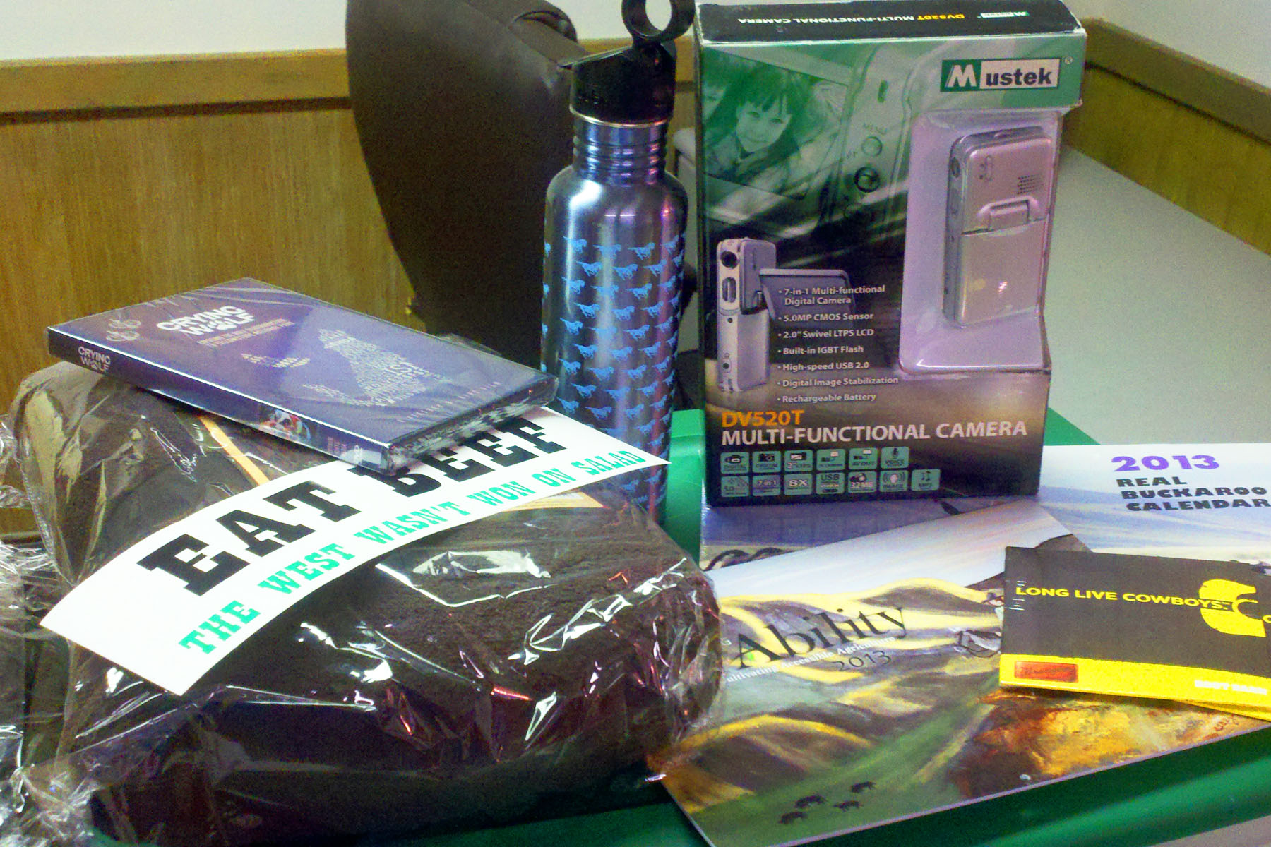 RealRanchers.com is giving away lots of goodies in celebration of the New Year